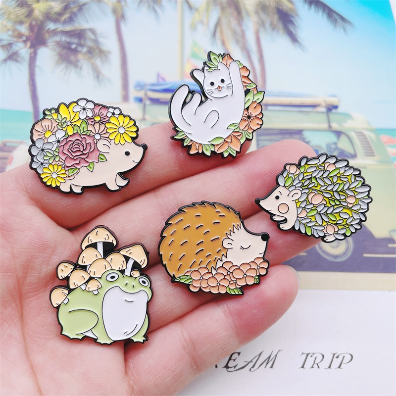 女性のための花と動物の植物の花束,創造的な植物,エナメルピン - Flower Frog Pin のレビューと価格